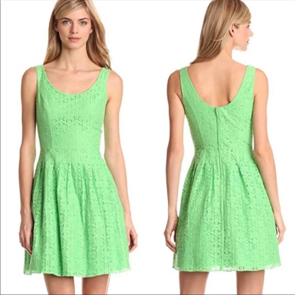 Sz 0 Lilly Pulitzer Posey Daisy Lace dress